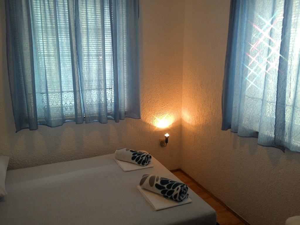 Apartments Zara Phòng bức ảnh